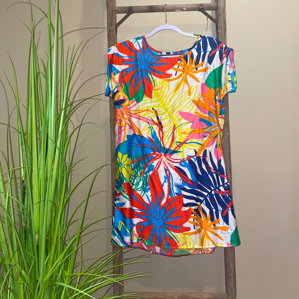 Sea Lily brand tropical dress/cover up. Super lightweight material. 🏝 🌺